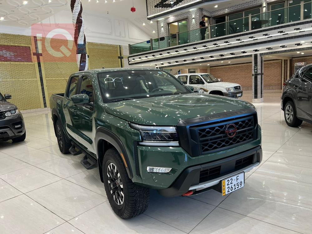 نیسان فرۆنتیر